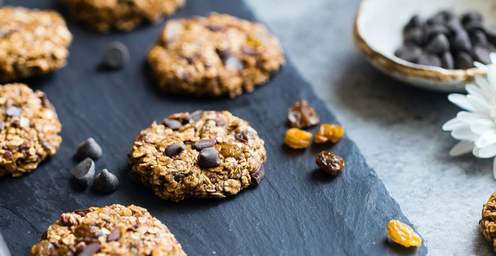 banana oat cookies top