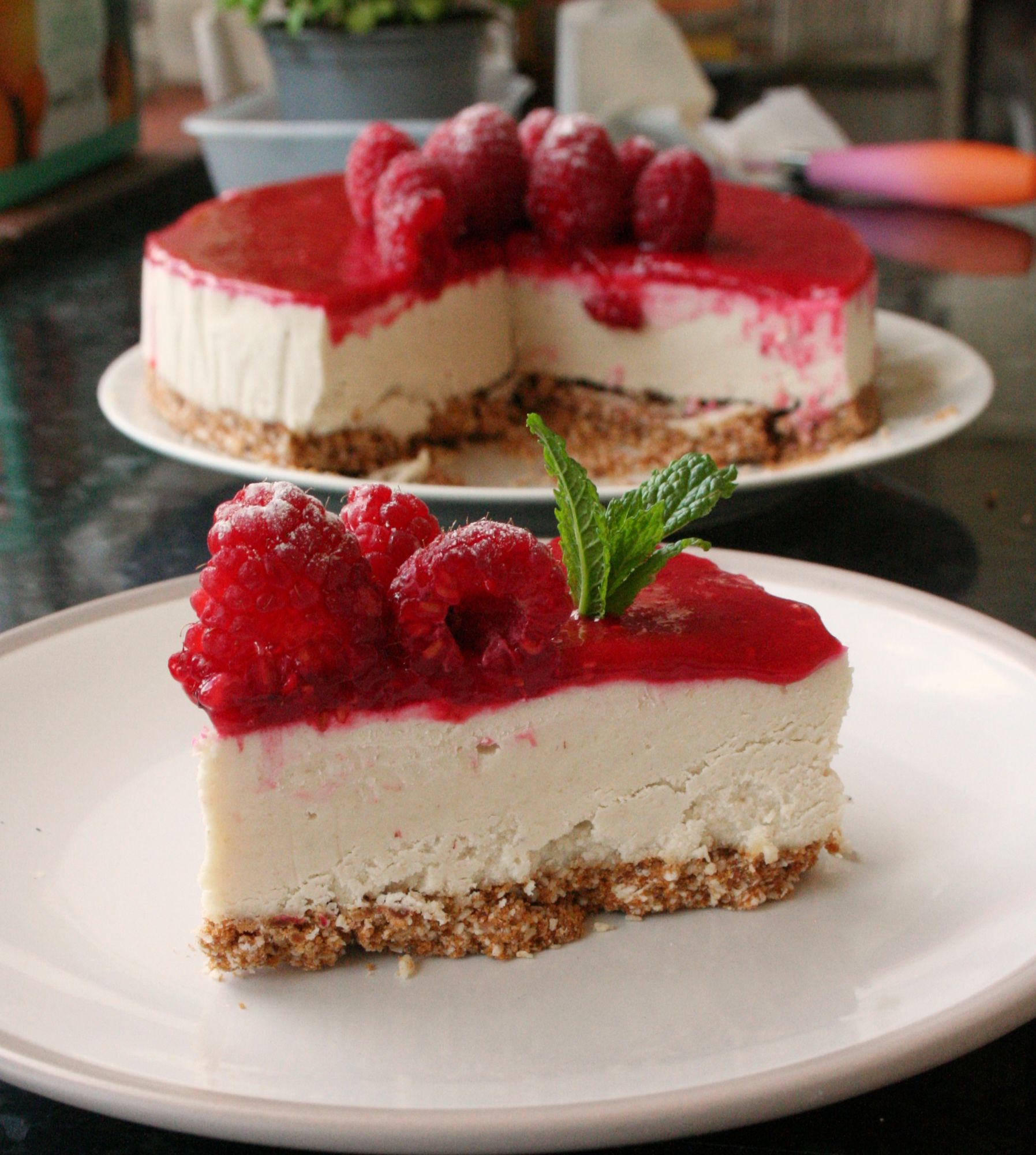 raspberry & white chocolate cheezecake