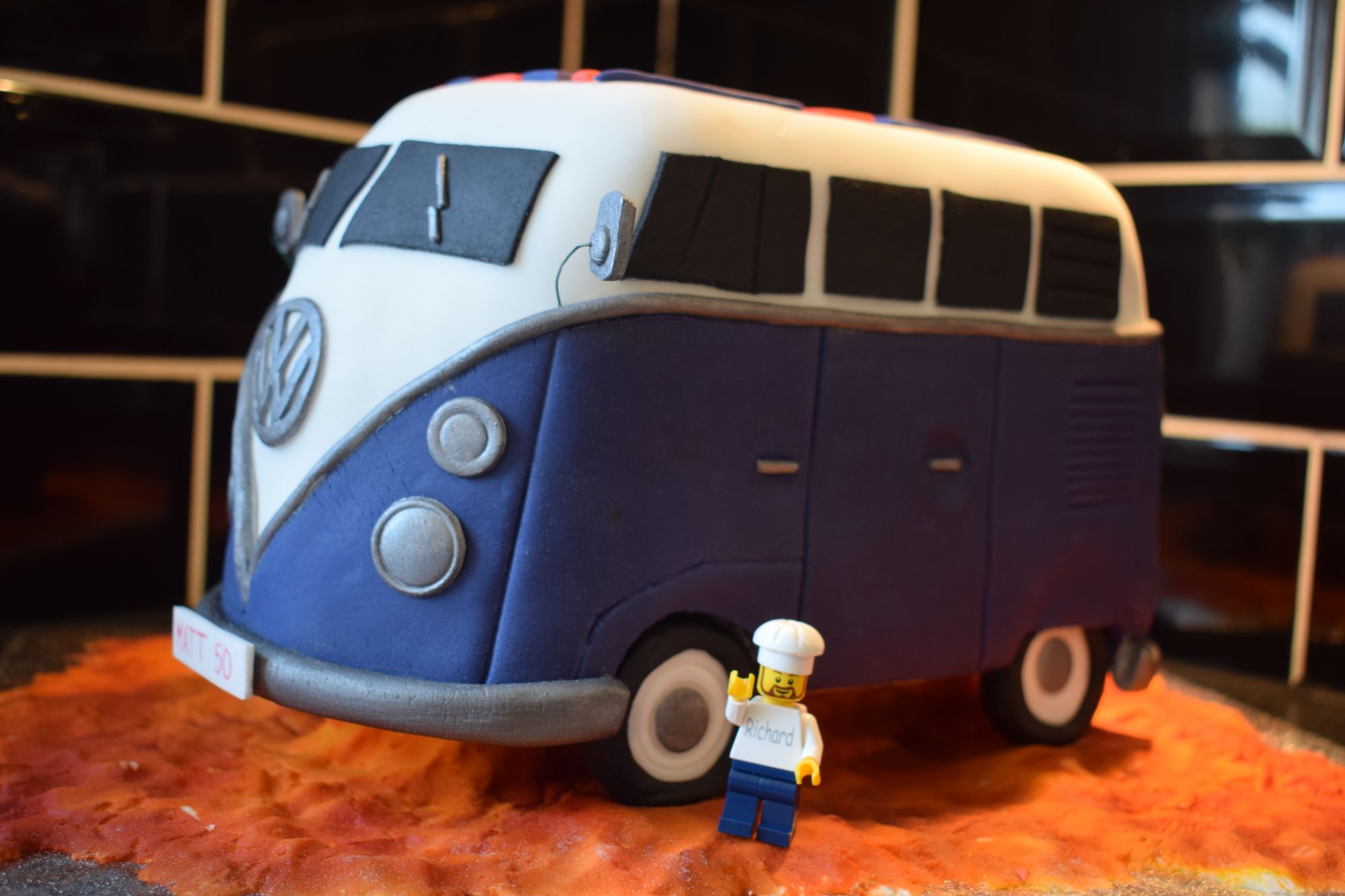 VW-camper-van-birthday-cake