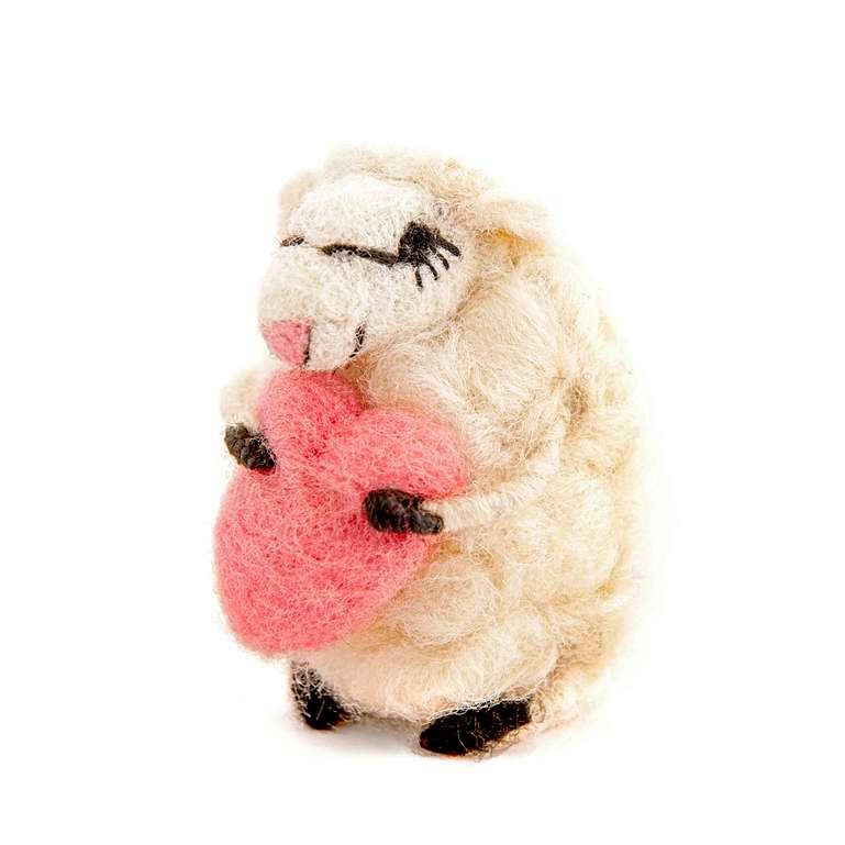 Sew Heart Felt: Loving Lottie Sheep