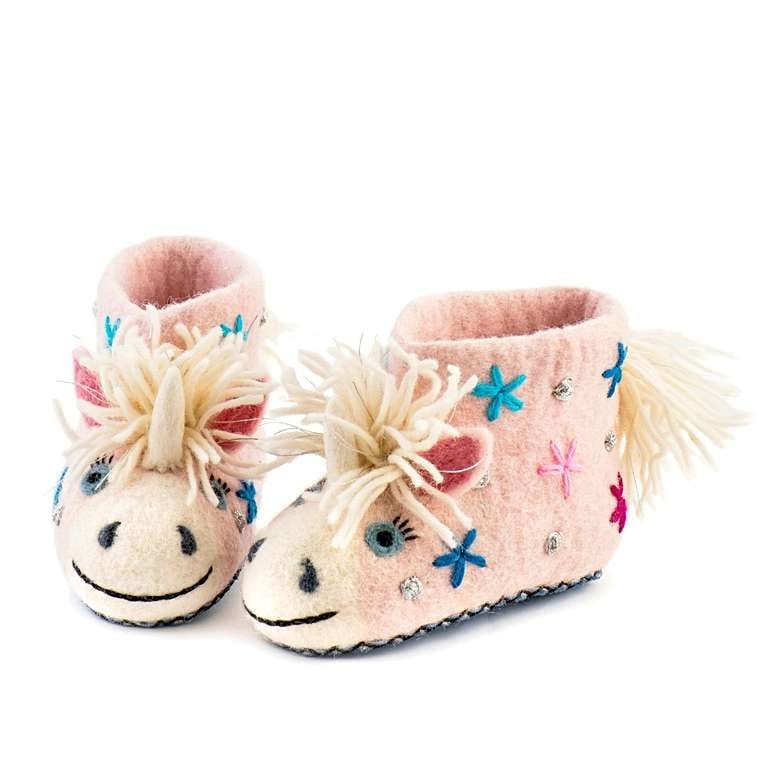 Sew Heart Felt: Kids' Unicorn Slippers