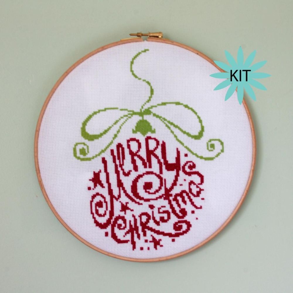 Cinnamon Stitch: Cross Stitch Kit - Merry Christmas Bauble