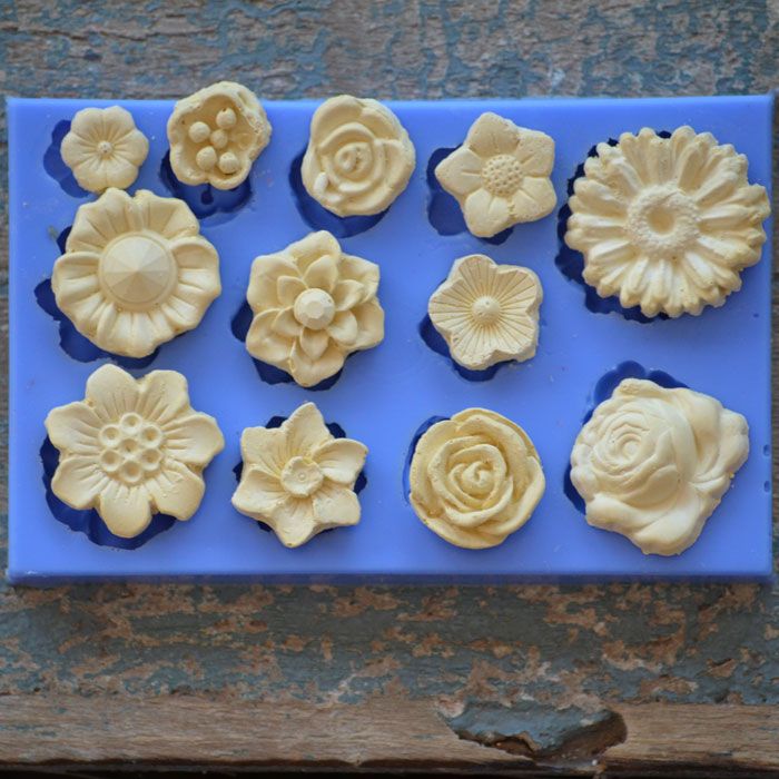 Crystal Candy Bas Relief Mould - BAS RELIEF ASSORTED BLOOMS