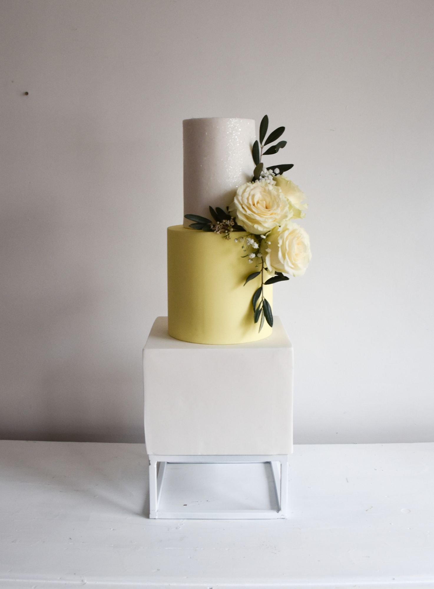 metal wedding cake stands