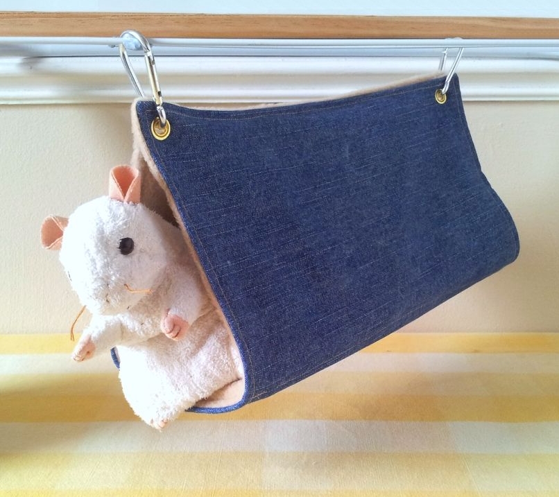 Blue and Gold Short Hanging Tunnel