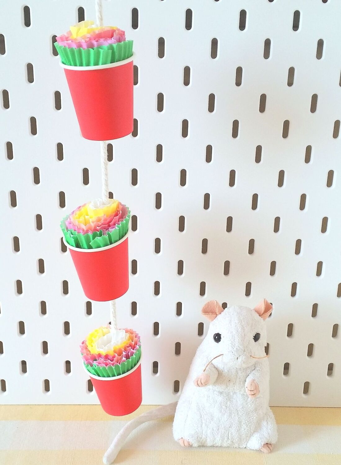 Triple Rainbow Flower Pot Hanging Foraging Shredder