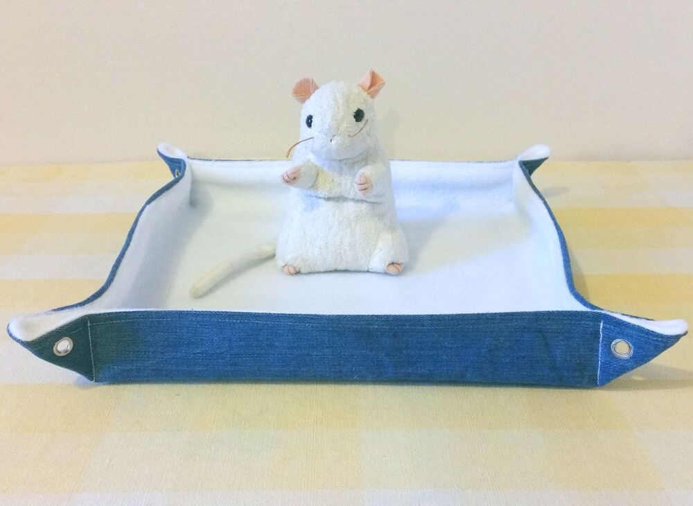 Blue Denim White Fleece Basket Hammock - 10 inches square
