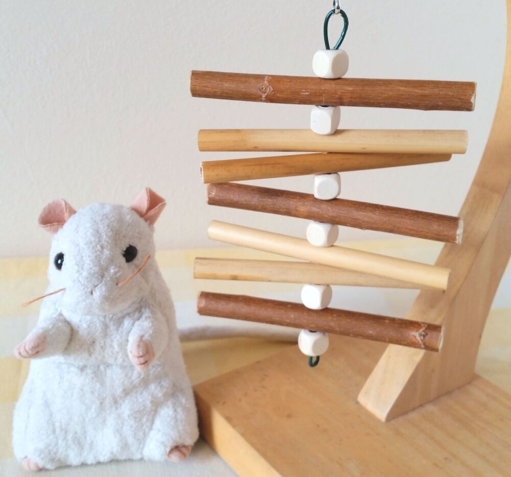 Water Reed and Willow Spinner Chew Toy - UK Homegrown