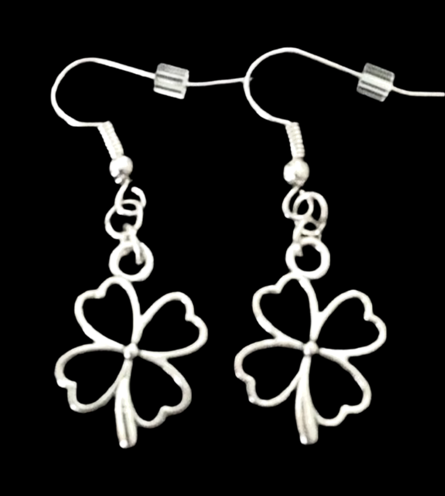 *No.952 Silver Open Four Leaf Clover Earrings