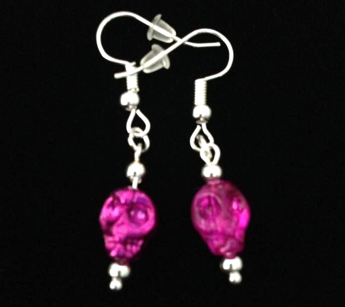 *No.946 Mini Dark Pink Crystal Skull Earrings