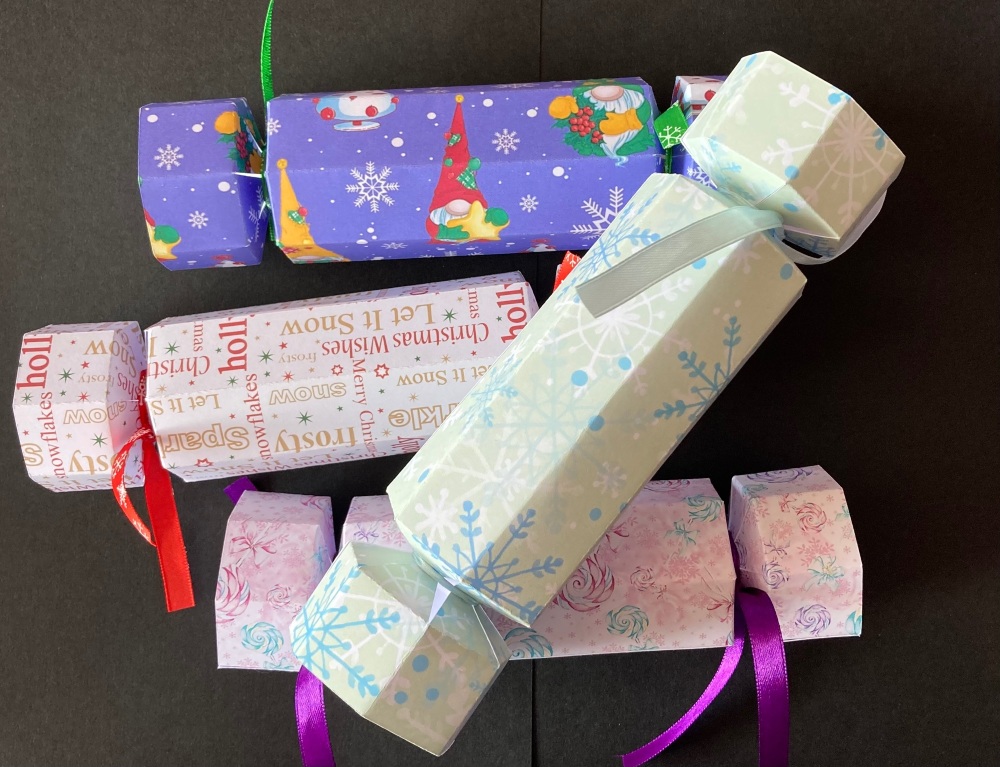  Double Ended Christmas Themed Cracker Box (Made to Order)