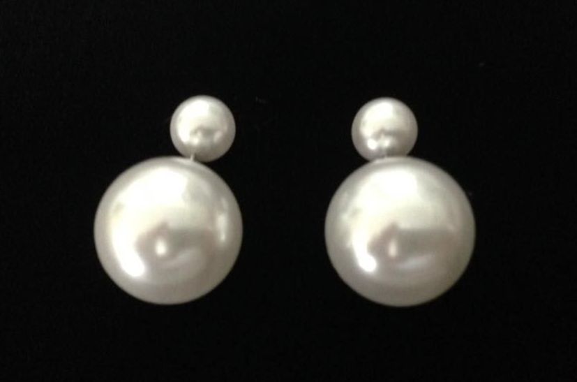 *No.120 Double Sided Bead Earrings