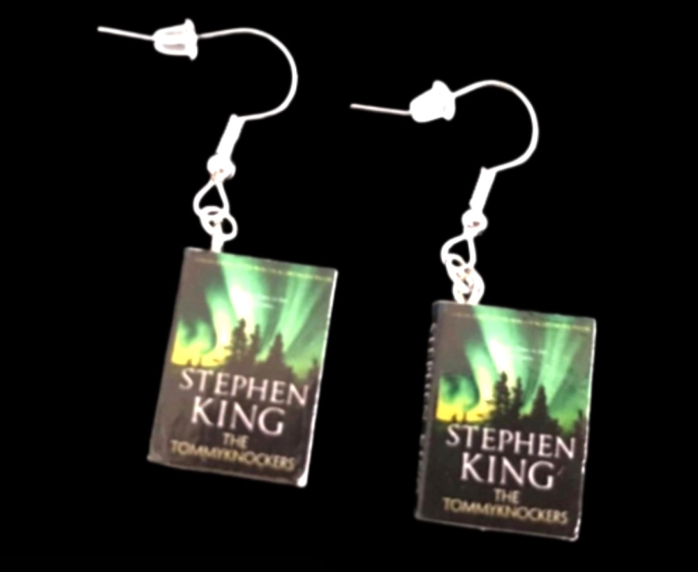 *No.902 The Tommyknockers Mini Book Earrings