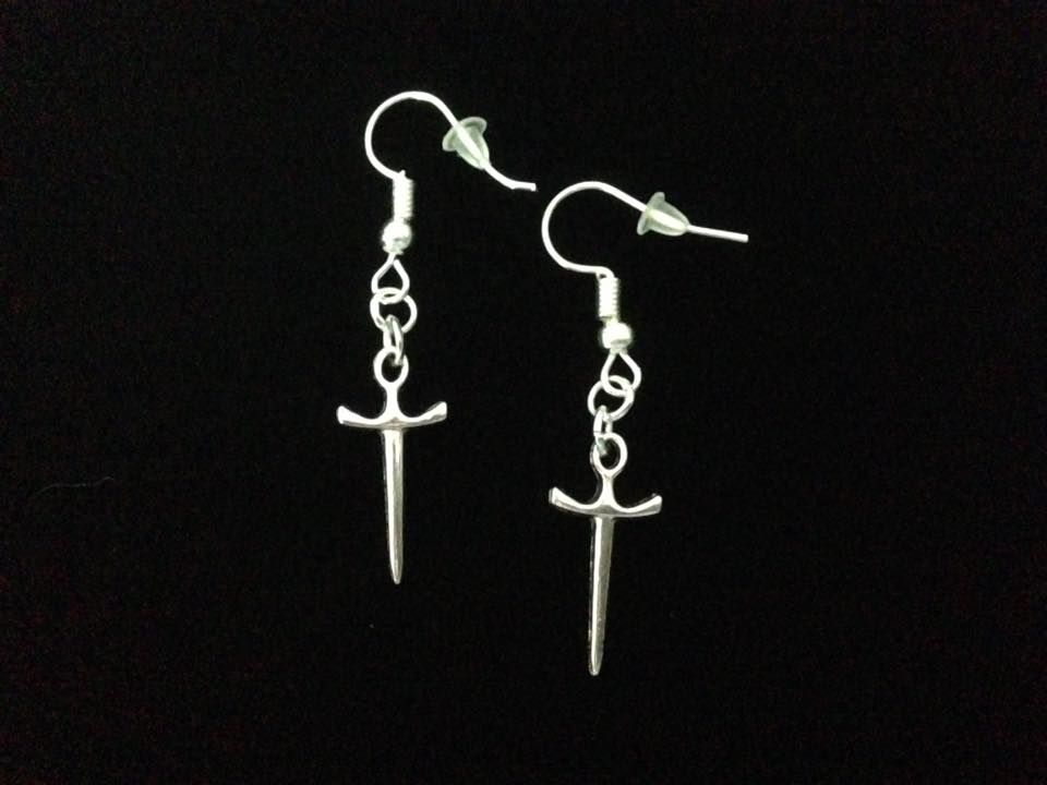 *No.226 Small Dagger Earrings