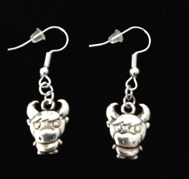 *No.432 Mini Bull/Ox Earrings