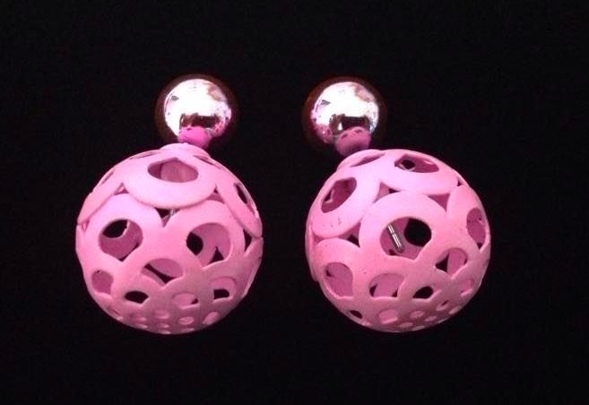*No.505 Light Pink Filigree Double Sided Bead Stud Earrings