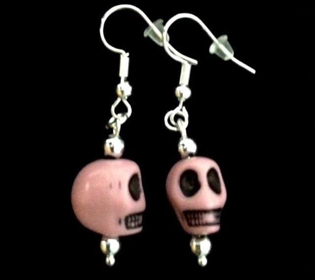 *No.837 Pale Pink Skull Earrings