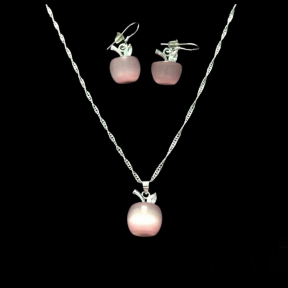 No.28 Pink Apple Jewellery Set