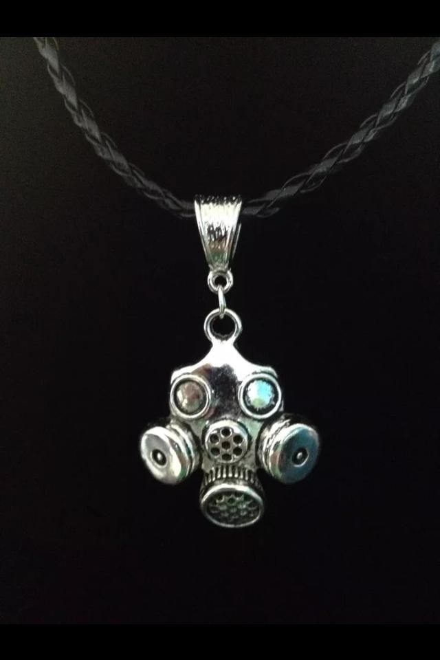 No.61 Gas Mask Necklace