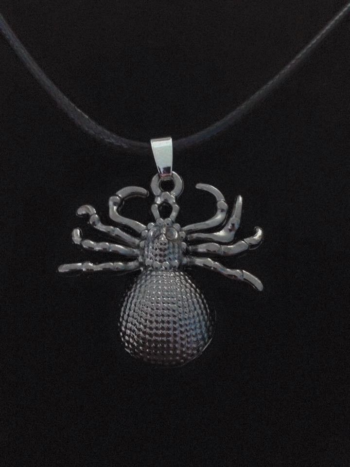 No.912 Dark Grey Spider Necklace
