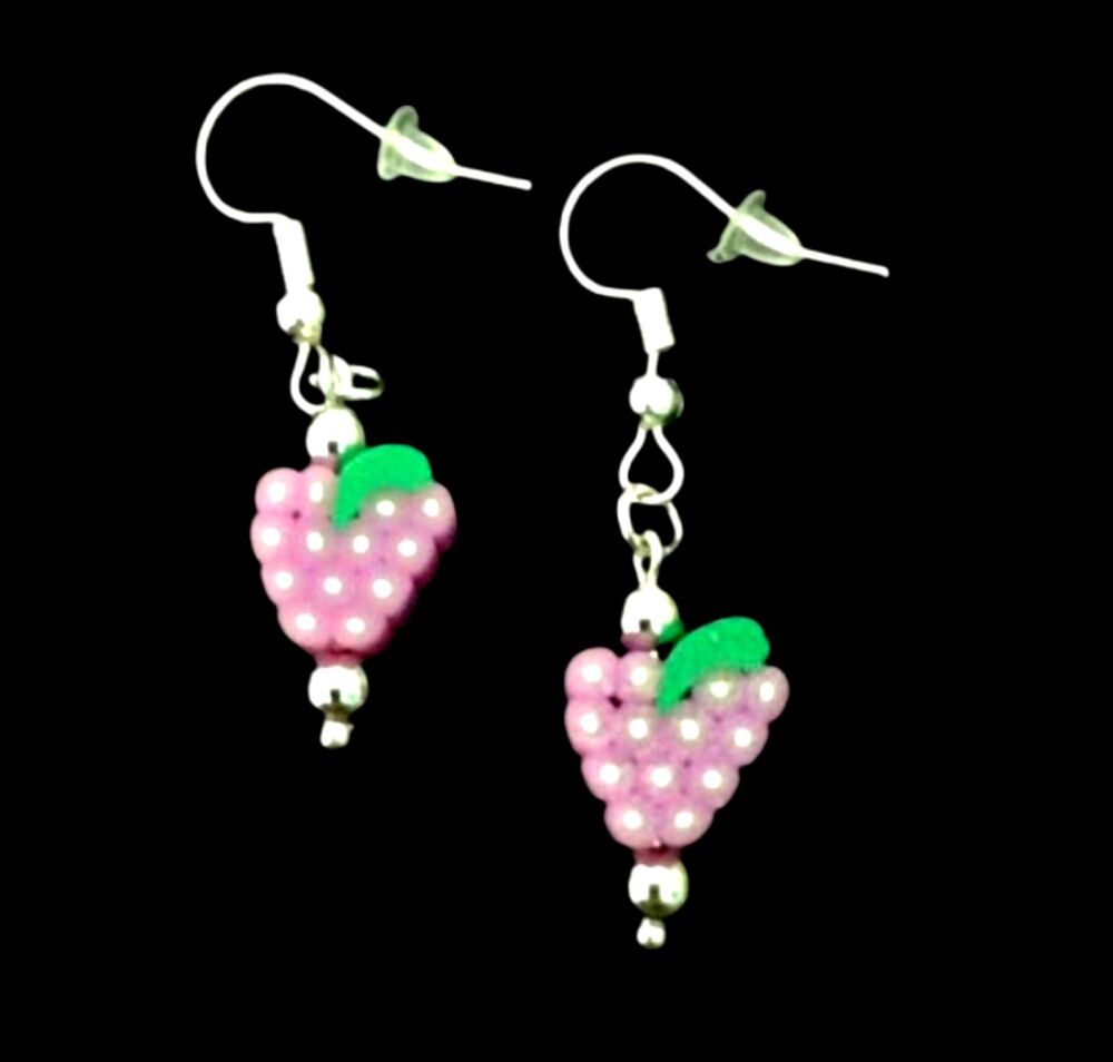 *No.643 Mini Grape Slice Earrings