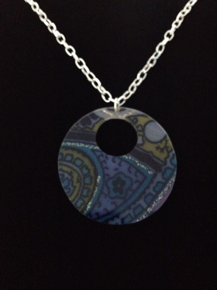No.26 Multicoloured Pendent Necklace