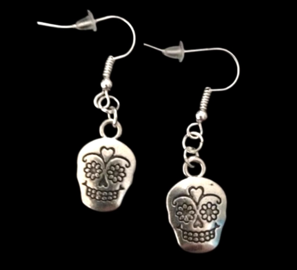 *No.196 Sugar Skull/ Day of the Dead Earrings