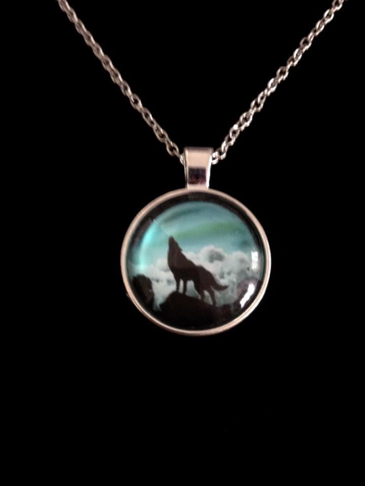 No.44 Howling Wolf Necklace