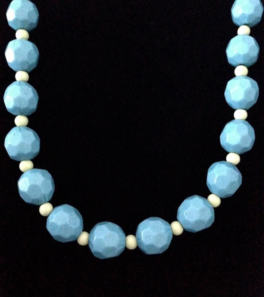 No.63 Blue and Green Bead Necklace