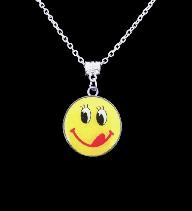 No.191 Tongue Hanging Out Emoji Charm Necklace