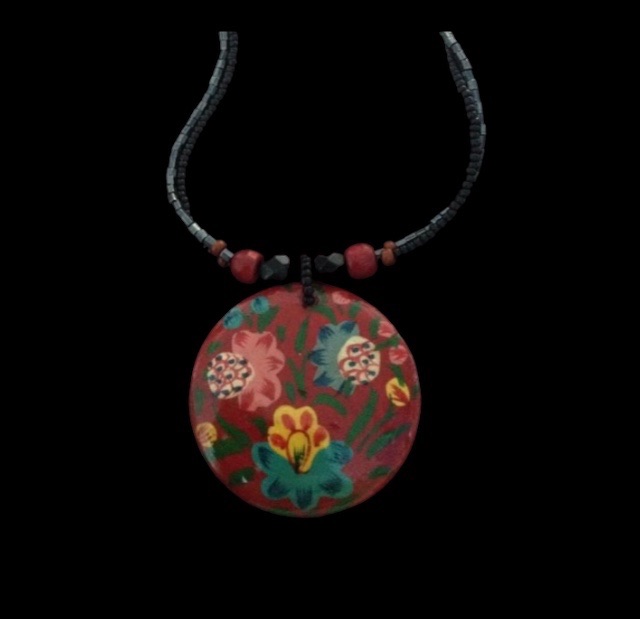 No.131 Red and Black Wooden Floral Pendent Necklace