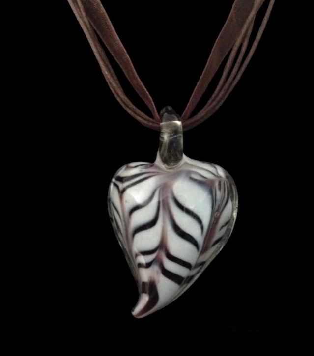 No.167 Brown and White Glass Heart Necklace