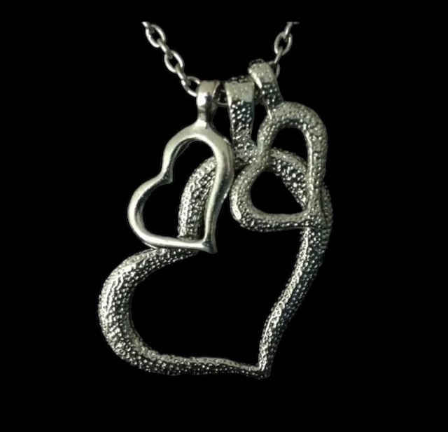 No.33 Triple Heart Necklace