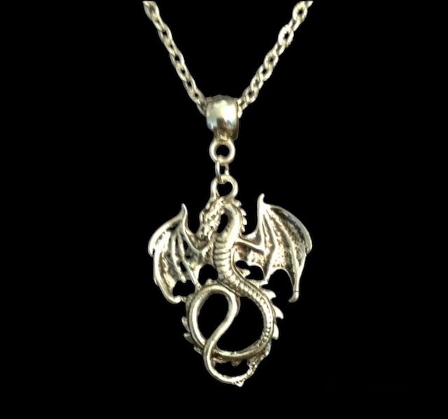 No.4 Dragon Necklace