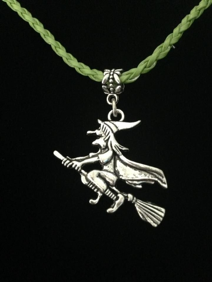 No.938 Green Witch Necklace
