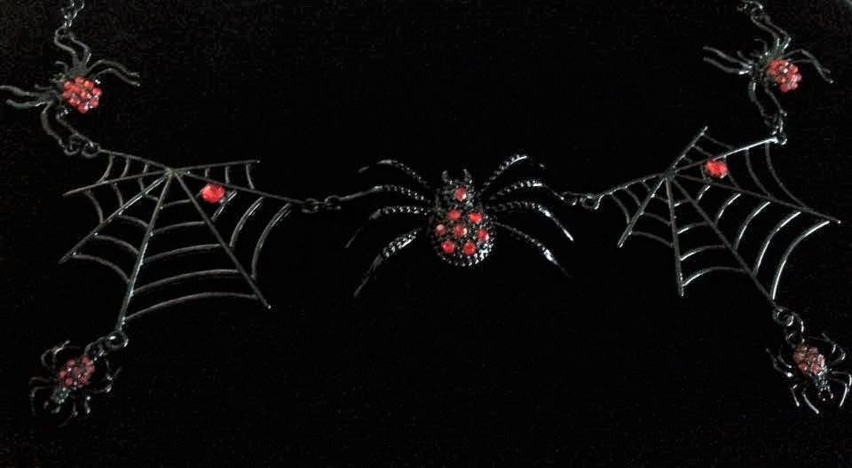No.904 Spider and Web Necklace
