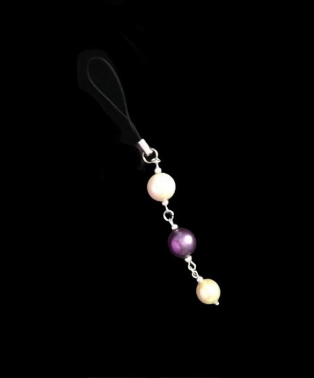 No.60 Purple and Cream Bead Lanyard