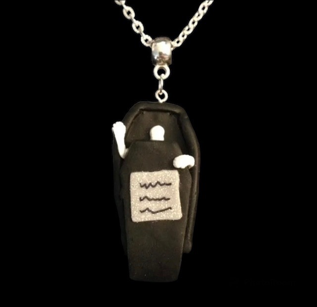 No.955 Mummy in Coffin Necklace