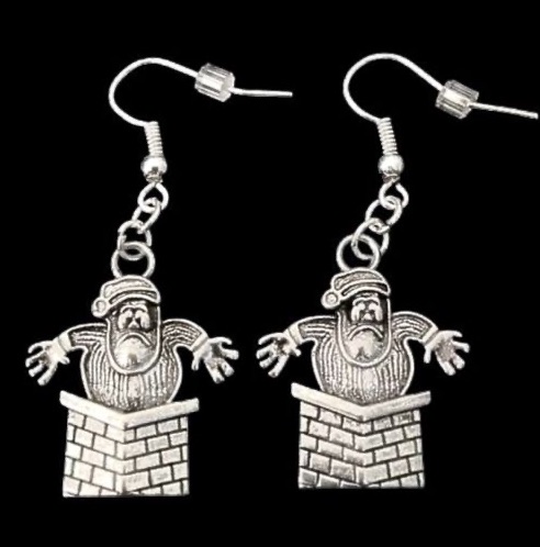 *No.1121 Santa Going Down The Chimney Earrings