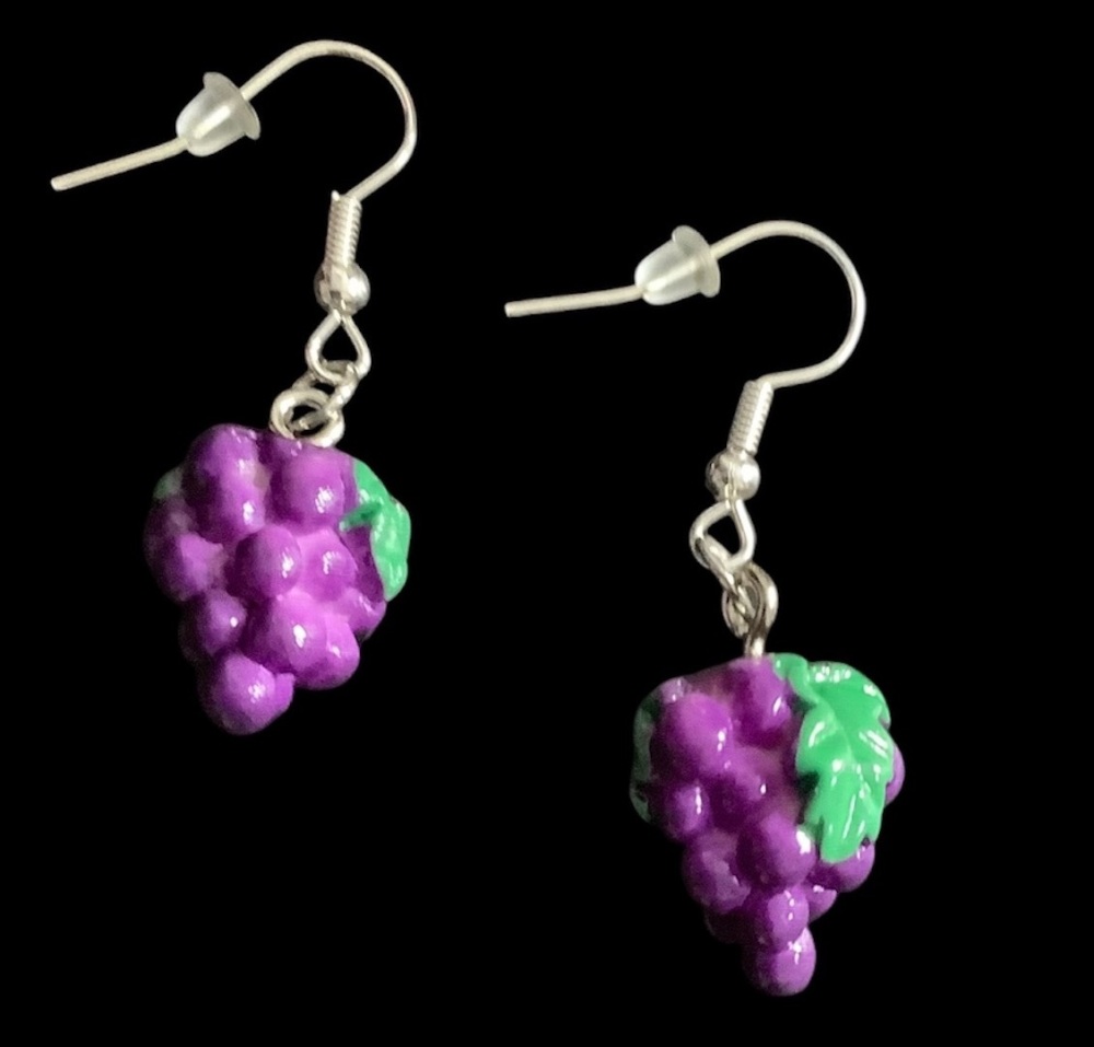 *Purple 3D Grape Earrings