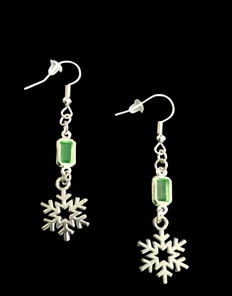 *Snowflake and Green Spacer Bead Earrings