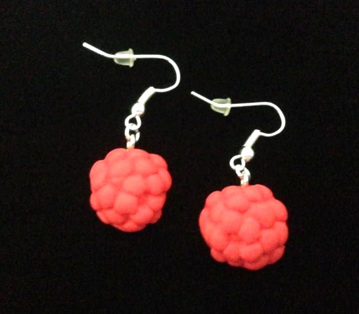 *No.627 Red Berry Earrings