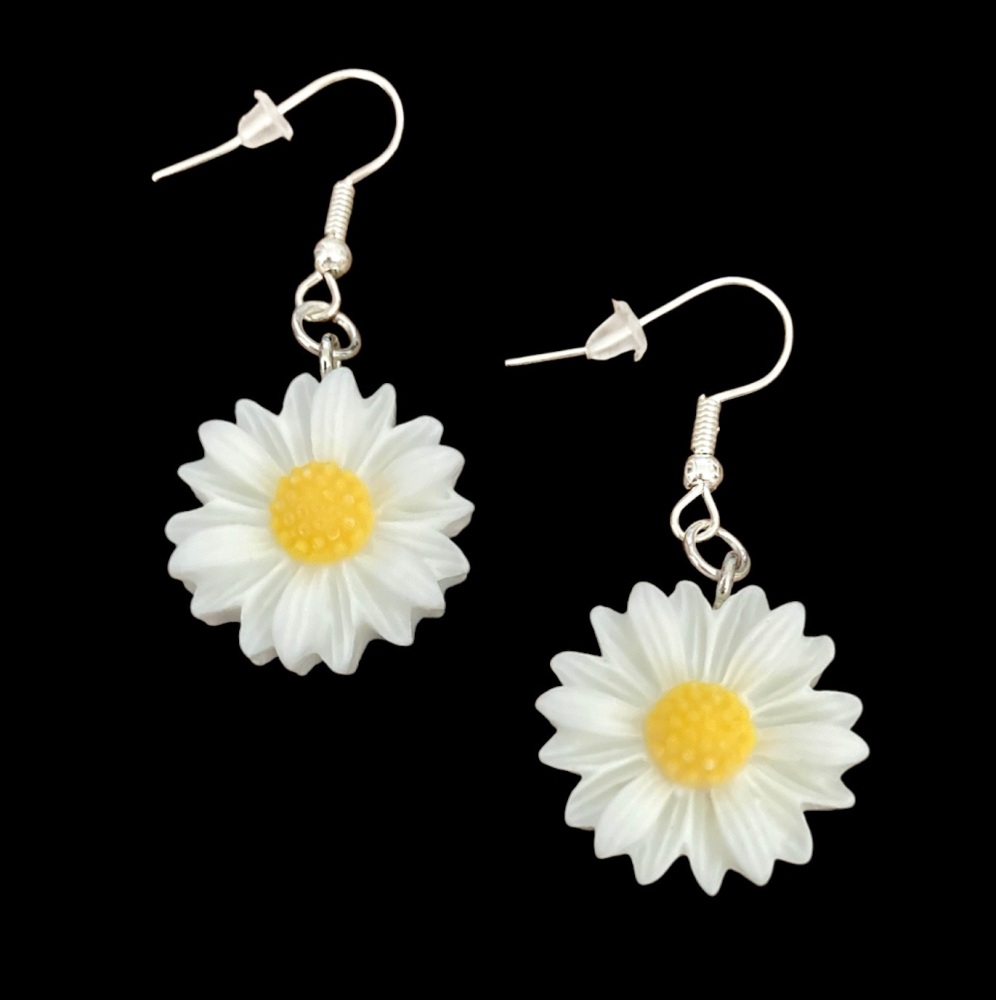 *Daisy Charm Earrings