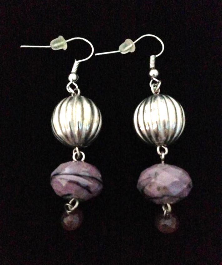 *No.97 Purple and Silver Bead Earrings