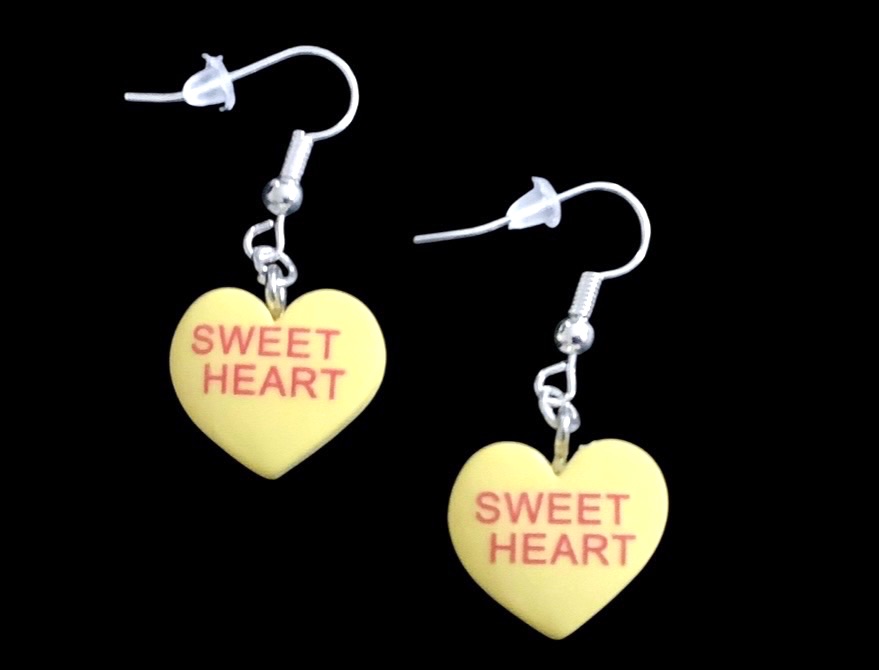 *Yellow &lsquo;Sweet Heart&rsquo; Heart Earrings