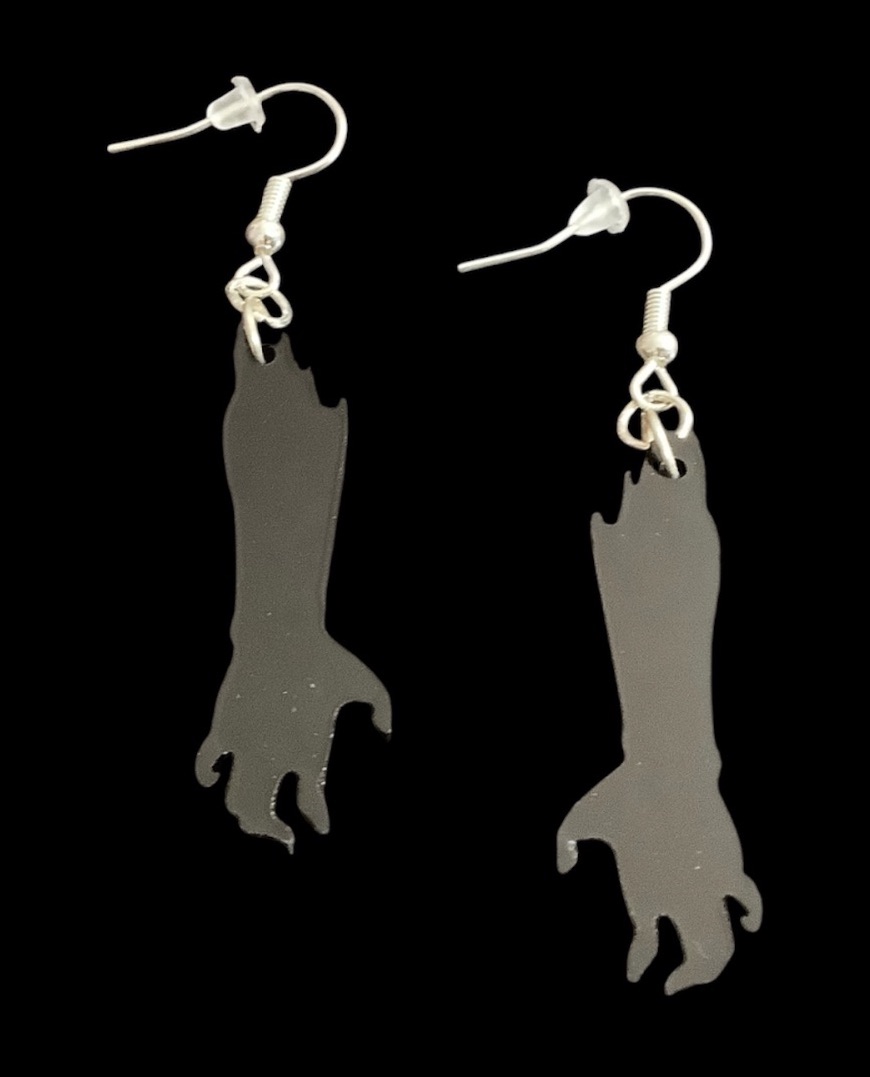 *No.1505 Black Zombie Arms Earrings