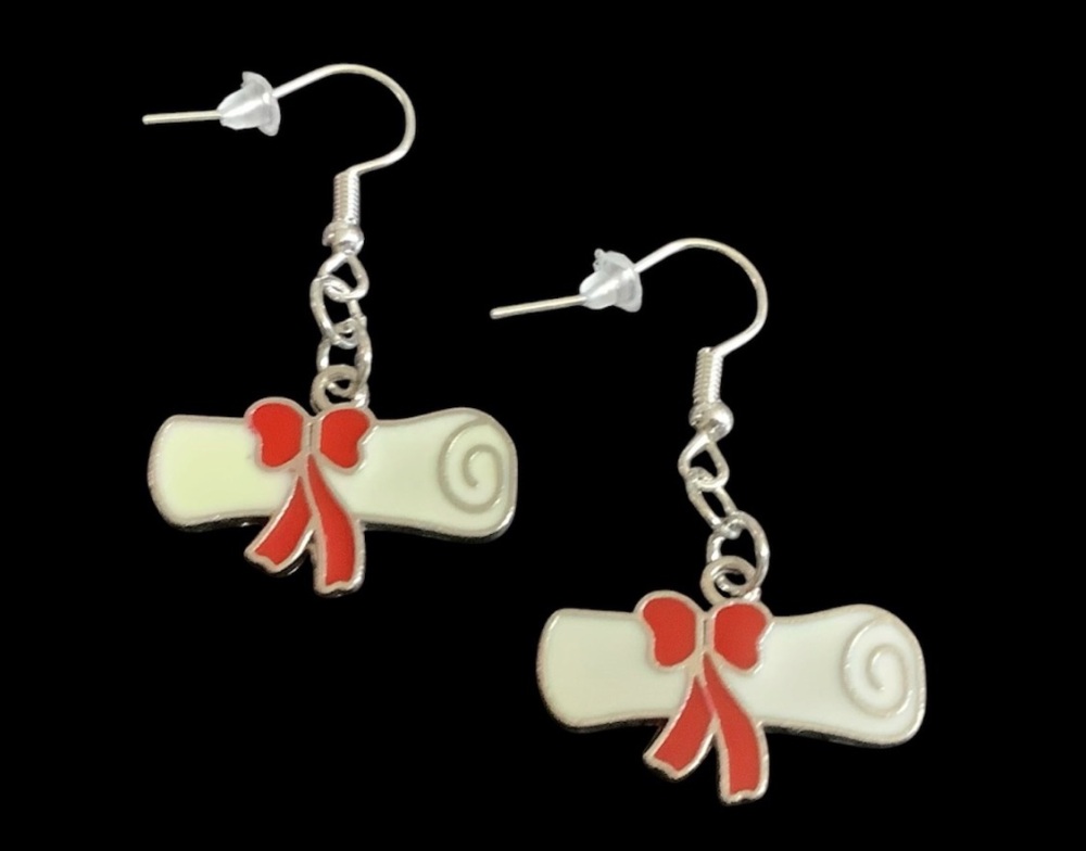 *No.29 Graduation Scrol Earrings