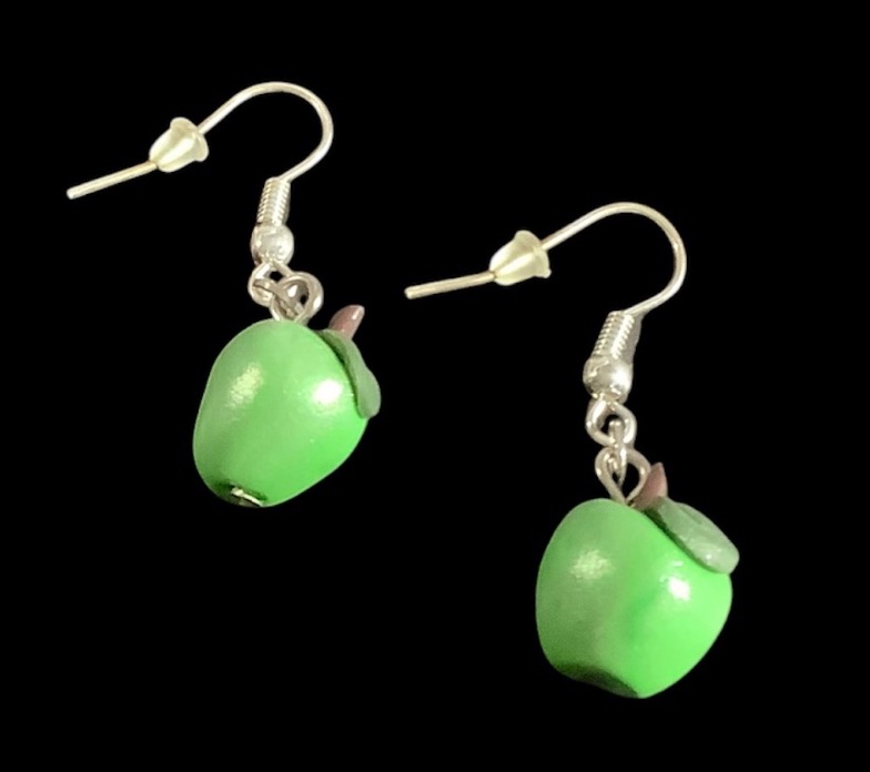 *Mini 3D Apple Earrings