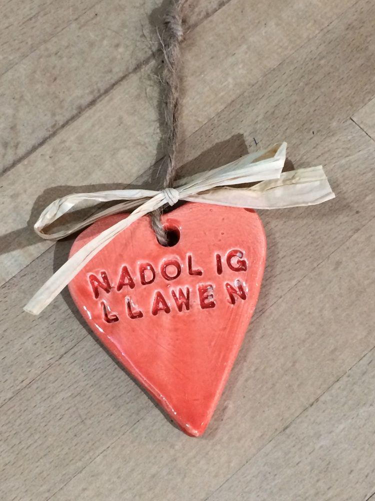 'Nadolig Llawen' Ceramic Heart