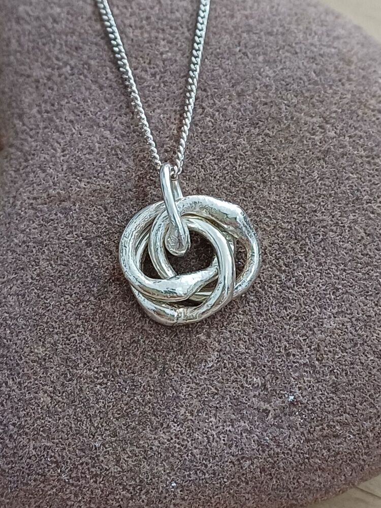 Seaweed Entwined 'Fiddle' Pendant Necklace